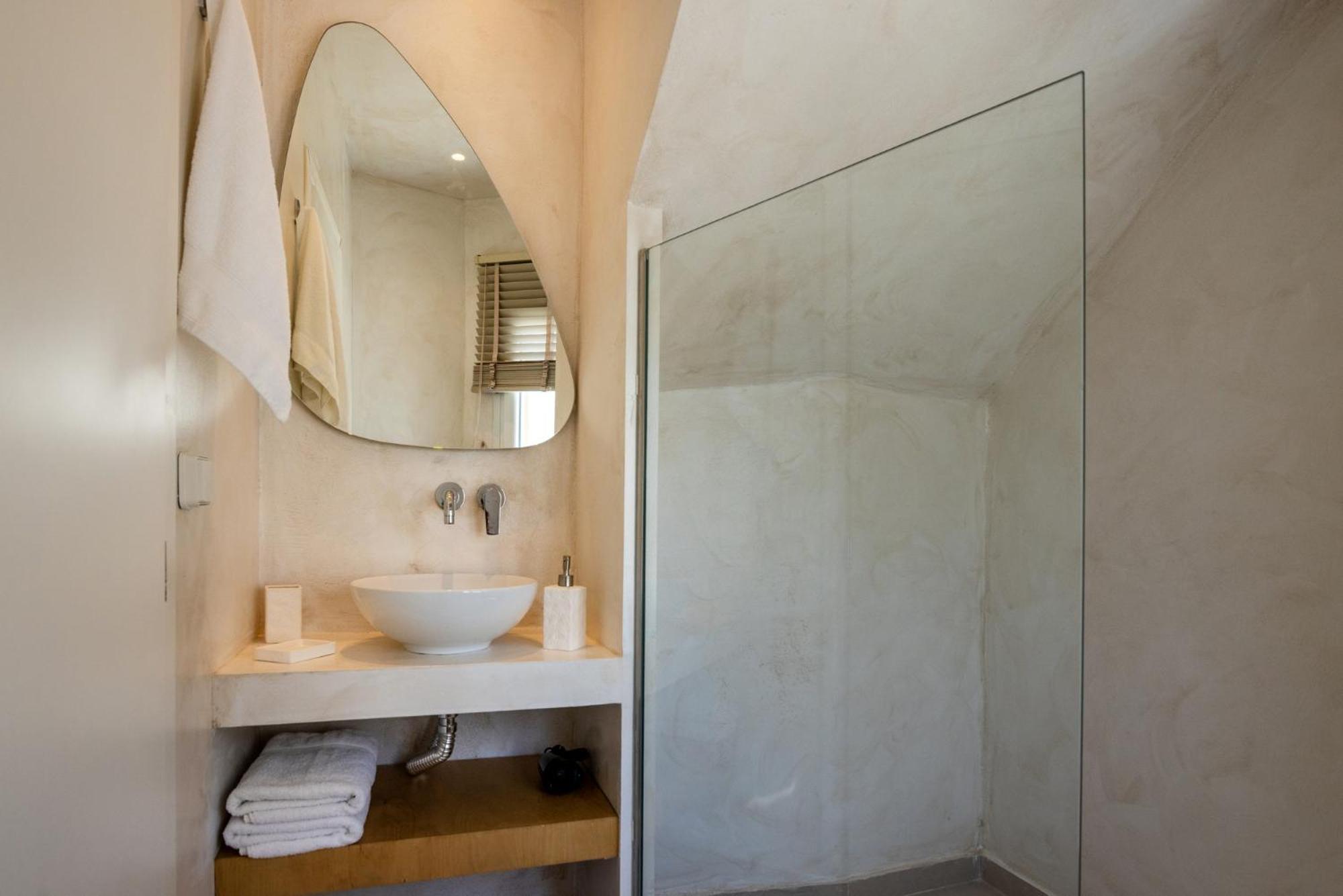 Alora Suites Тинос Экстерьер фото